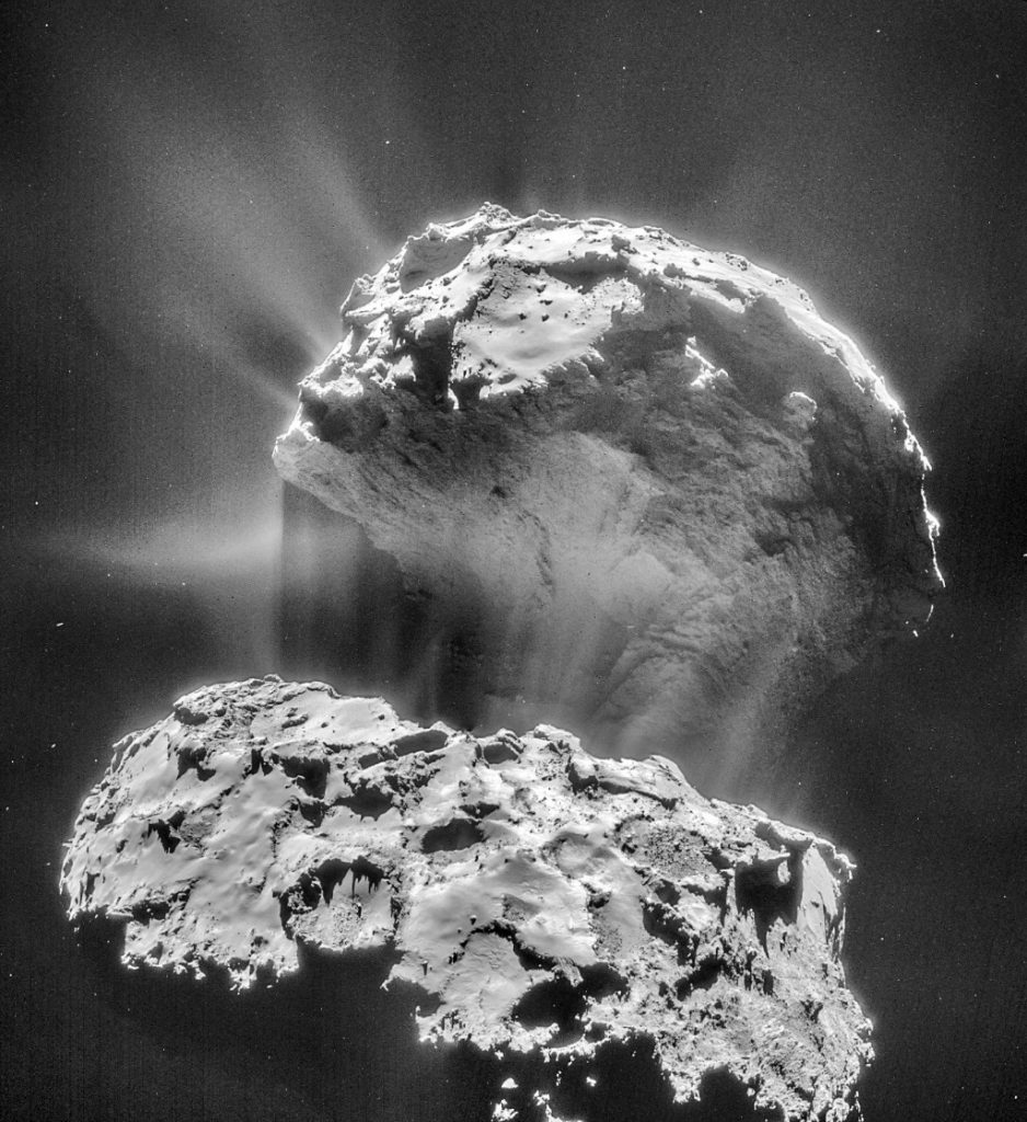 La comète Tchouri en plein dégazage